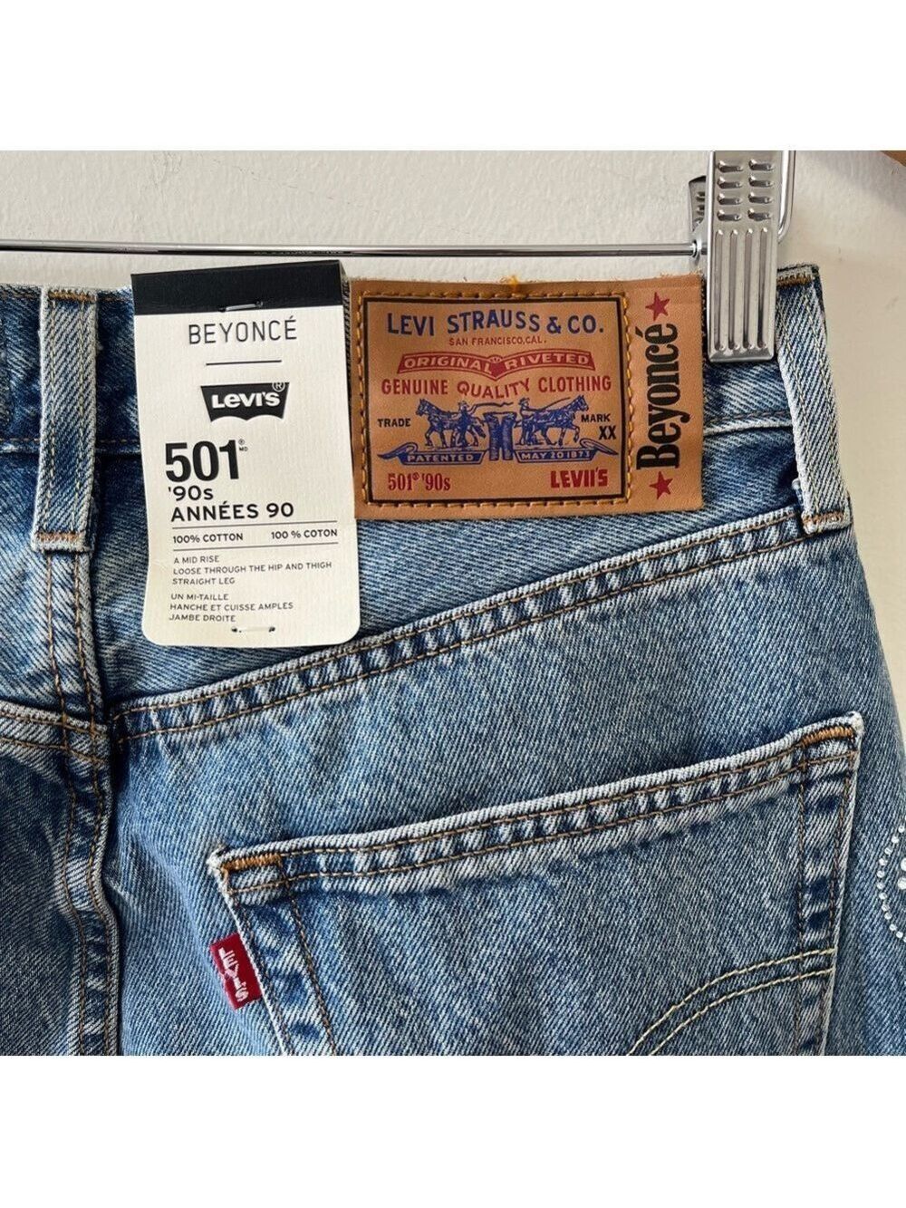 Levi's x Beyoncé 501 90s Jeans Size 27 - Picture 9 of 16